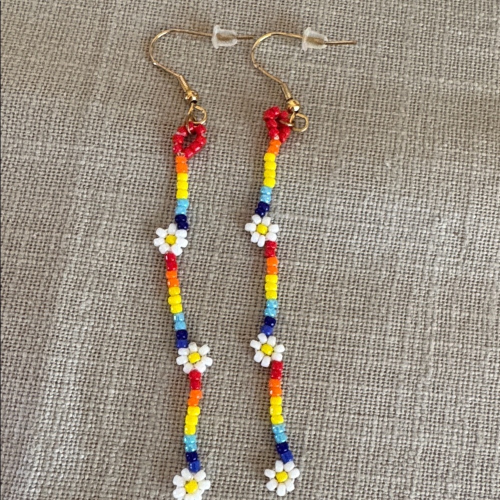 Multi-Color Beaded Flower Earrings Daisy Chain Dangly Floral Motif 3.5” New